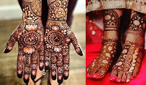 It is a transparent combination of sunflowers and leaves spread all over the wrist & hand. Top 150 Simple Mehndi Designs Shaadisaga