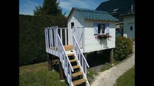 children s log cabin with pallets