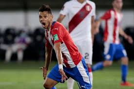 His twin brother is fellow paraguayan soccer star oscar romero. Angel Romero Sera Titular En Paraguay San Lorenzo