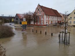 Warnungen vor hochwasser, überschwemmungen, rutschungen und massenbewegungen. Hochwasser Harburg 2019 Donau Ries Aktuell