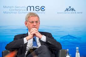 English/nat carl bildt, the international community's high representative in bosnia, has held a closed meeting t/i: Carl Bildt Can America Be Trusted Again