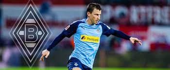 Lainer started his career with the local club sv seekirchen. Lainer Hakt Duell Mit Hertha Bsc Noch Nicht Ab