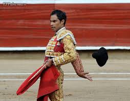 Fotos: buena tarde en Cañaveralejo pero sólo Luis Bolívar cortó oreja