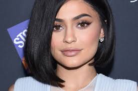 kylie jenner eye shadow arrives today
