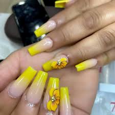 nails salon 80923 gloss nails spa