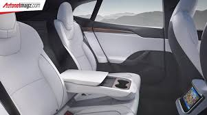 tesla model s 2022 interior rear