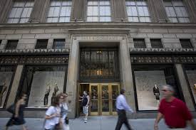 saks fifth avenue pushes back against