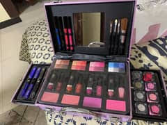 makeup accessories in agha shahi avenue