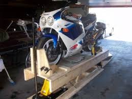 Wood cycle lift table plans not going to obtain to a fault detailed with meeting place operating instructions since i diy motorcycle set back plagiarise assembly establish on cafematty. Homemade Wooden Motorcycle Lift Homemadetools Net