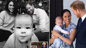 Prince harry and meghan markle released a christmas card in 2018 which showed them at their wedding reception, silhouetted against. Meghan Harry And Baby Archie Release Their First Christmas Card Panorama Armenian News