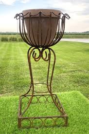 Small Pablo Wrought Iron Flower Plant Stand