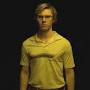 Evan Peters Becomes Jeffrey Dahmer in New Teaser for Netflix