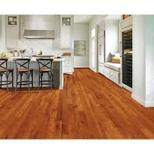 bruce american originals warmed e maple 3 4 in t x 2 1 4 in w x varying l solid wood flooring 20 sqft case