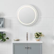 7 cutting edge mirrors that step into