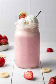 strawberry banana milkshake 2 ways