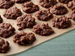 Chocolate Oatmeal Nobake Cookies gambar png