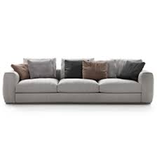 Oltre alla sua utilità, il divano angolare è anche molto estetico, troverai vari rivestimenti che corrisponderanno alla perfezione. Divani Divani Componibili Flexform