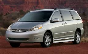 2009 toyota sienna review ratings