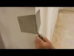 How To Spackle Drywall Corners Inside