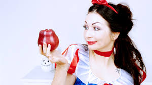 snow white or little red riding hood