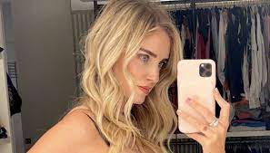 La sorellina minore di leone si chiama vittoria e come il fratello porta il doppio cognome lucia ferragni, di entrambi i genitori. Chiara Ferragni Ha Partorito E Nata Vittoria La Foto Su Instagram Dilei