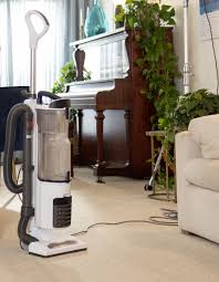 vacuuming before carpet cleaning