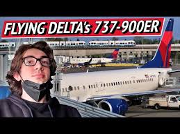 delta air lines 737 900er economy