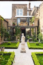Italian style street is a great attraction in tianjin with the fountain and euro style buildings. Italianate Garden Style Italian Garden Design Ideas House Garden