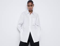 19 Reasons to Buy an Oversized Button-Down Shirt - theFashionSpot