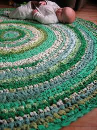 how to crochet a t shirt rug hidden