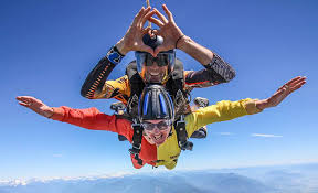 At ultimate skydiving adventures, we allow kids to jump from the ages of seven (7). Skydive Vancouver Abbotsford Canada Skydiving Source