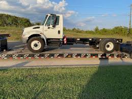 why are lowboy trailers por for