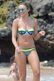 Katrina Bowden Bikini Cameltoe While On The Beach In Maui