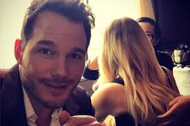 Passengers stars jennifer lawrence and chris pratt take the wired autocomplete interview and answer the internet's most searched questions about. Chris Pratt Is Expertly Trolling Jennifer Lawrence With Hilarious Instagram Posts Glamour