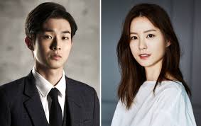 Babs apr 04 2015 9:09 pm choi woo shik is such an awesome actor, i'm so glad he played the leading role in, fool's love; he really did an outstanding job. Choi Woo Shik And Jung Yu Mi Ready To Bring Tvn S Summer Vacation New Program Netizen Nyinyir