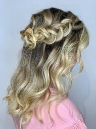 hiring a professional bridal hair