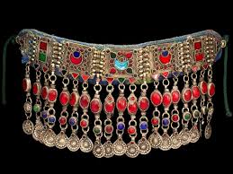 fanciful metal old kuchi necklace