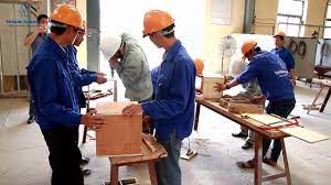 furniture carpenter jobs in dubai