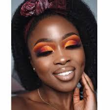 trending fall makeup looks 2023 black