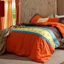 10 fun bright orange comforters and