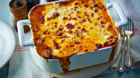 How do you make the white sauce for lasagne Mary Berry?