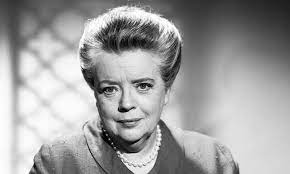 She supposedly got in his face and told him don't you ever talk to me like that again! Aunt Bee Actress Frances Bavier Was Difficult To Direct On Andy Griffith