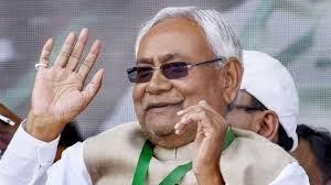 बिहारः बदले-बदले से सरकार नजर आते हैं, क्या नीतीश कुमार बदल रहे हैं? -  Bihar Politics CM Nitish Kumar Change BJP PM Modi JDU RJD NTC - AajTak
