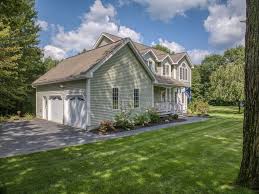 45 connemara drive chichester nh