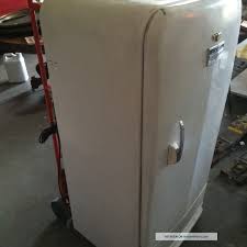 vine 1950s frigidaire refrigerator