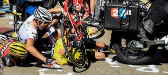 British former olympic cycling champion dani rowe, who suffered a training accident in 2014 which left her with. Tour De France Chris Froome Forced To Run Up Mont Ventoux After Crash Bbc Sport