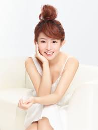 Guo shu yao, also known as yao yao, is a taiwanese pop singer who is most famous for her figure. Shu Yao Kuo Imdb