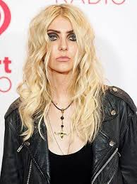 taylor momsen the pretty reckless