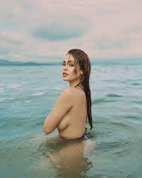 Ivana Alawi's topless IG snap goes viral
