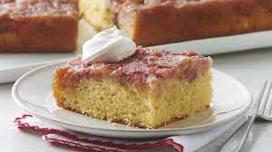 Betty Crocker Strawberry Rhubarb Upside Down Cake gambar png